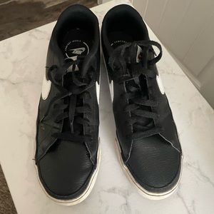 Nike Shoes Black size 14